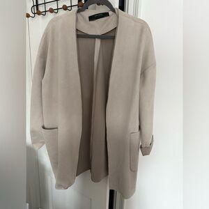 Elegant Beige Open-Front Women's Coat Medium